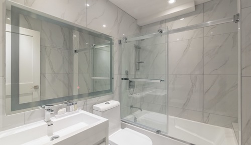 Condo, 3 Bedrooms (303)