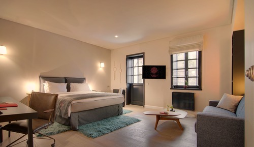 Superior Quadruple Room, 1 King Bed with Sofa bed, Mountain View