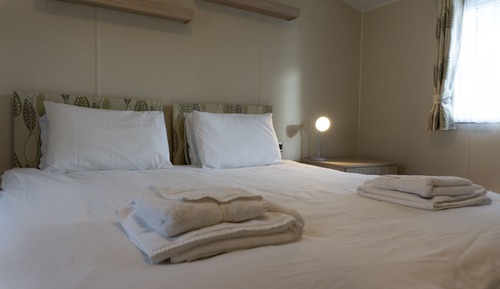Deluxe Mobile Home, 2 Bedrooms, Sea View (Pet Friendly)