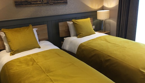 Superior Twin Room, Ensuite