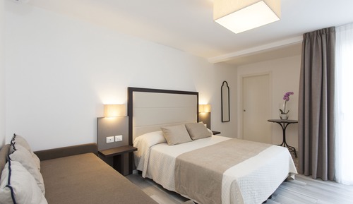 Comfort Quadruple Room