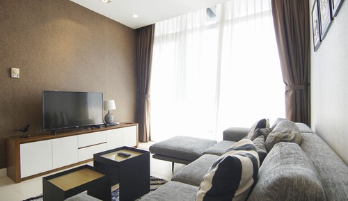 3 Bedrooms Apartment