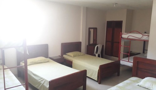 Family Room, Multiple Beds