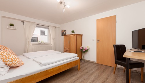 Basic Double Room