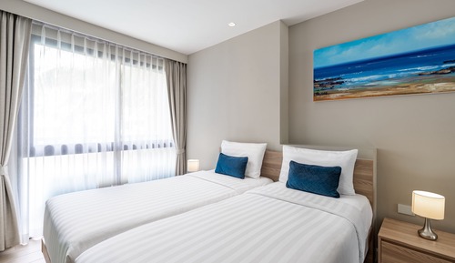 Grand Deluxe Suite Hollywood Twin