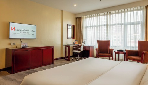Premiere Room