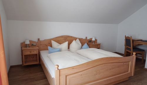 Junior Room