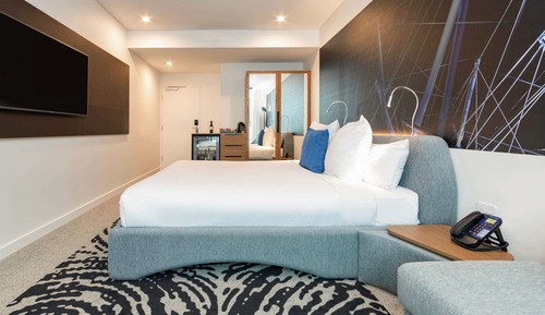 Standard Room, 1 King Bed ('N' Room)