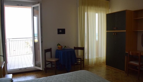 Single Room, Garden View
