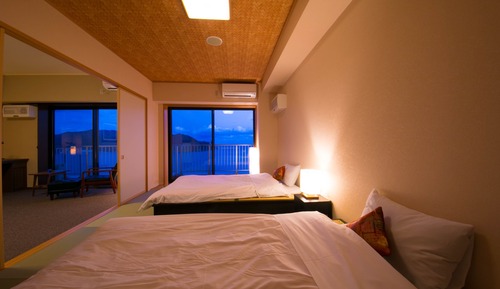 Top Floor Premium Room - ocean front-, Non Smoking, Private Bathroom