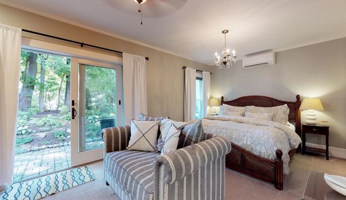 Suite, Private Bathroom (Lafayette - King Suite)
