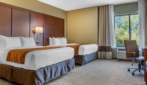 Upgraded Suite with 2 Queen Beds, Non Smoking