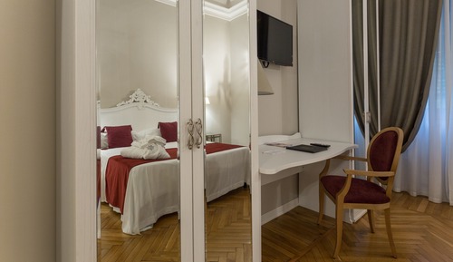 Alcova Luxury Suite