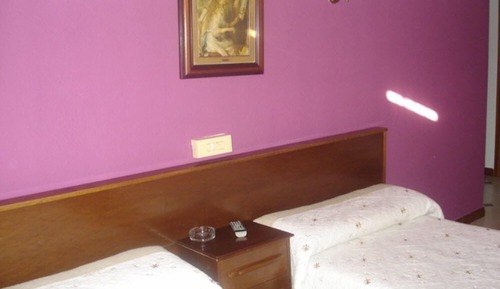 Double Room, Sink And Shower