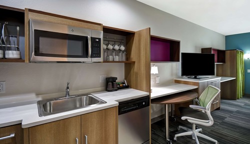 Studio, 1 King Bed, Accessible (Hearing)