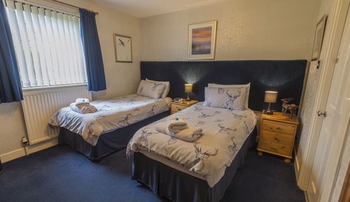 Twin Room (Room1)