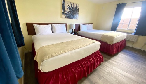Standard Room, 2 Queen Beds