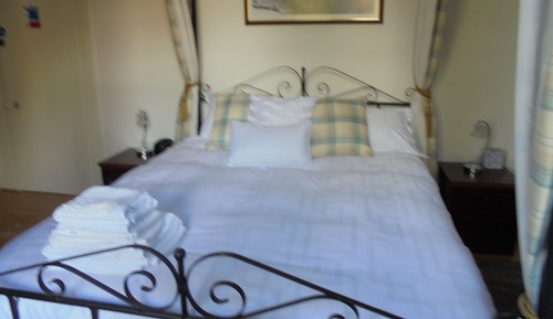 Double Room (4 poster)