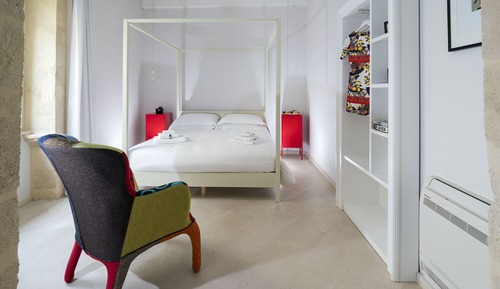 Deluxe Suite, 1 Queen Bed with Sofa bed, Kitchenette