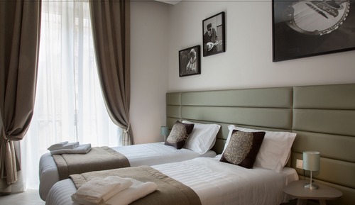 Double or Twin Room (Mandulino)