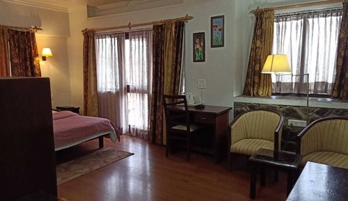 Super Deluxe Room