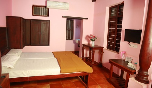 Deluxe Twin Room, 1 Queen Bed