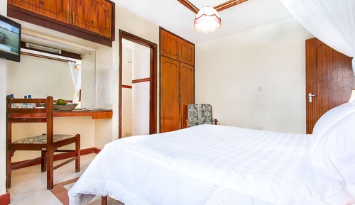 Superior Double Room, 1 Queen Bed, Pool View