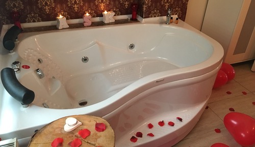 Exclusive Suite, 1 Double Bed with Sofa bed, Jetted Tub, Mountain View (Kirmizi )