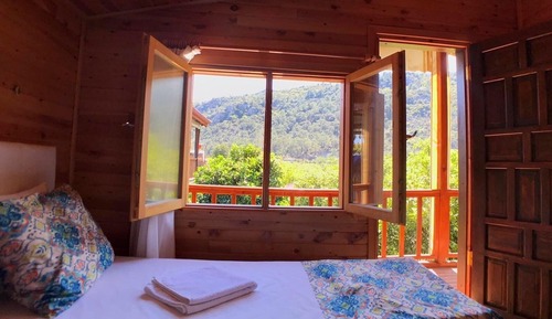 MUTFAKLI FAMILY BUNGALOW DAG MANZARALI108