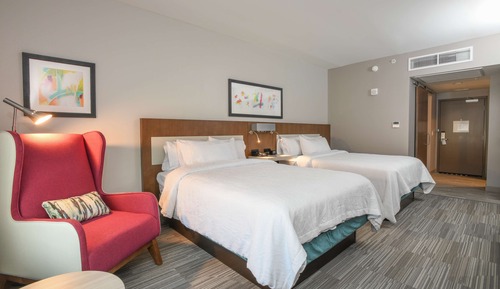 Room, 2 Queen Beds, Accessible (Hearing)