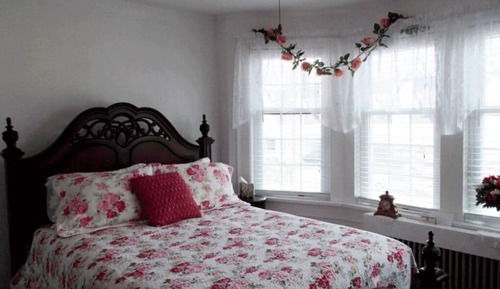 Double Room, Private Bathroom (Queen Mum's Suite 3)