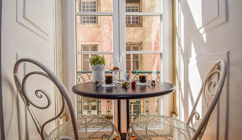 Design Suite, 1 Bedroom, 2 Bathrooms, City View