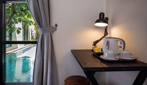 Deluxe Double Room, Pool View