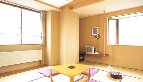 Japanese Style Room with Shared Bathroom