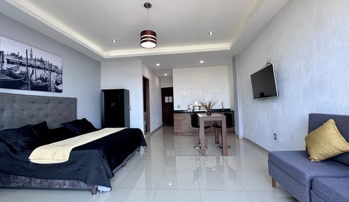 Standard Suite, City View