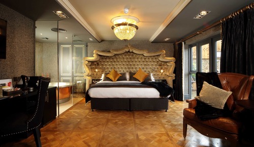 Premier Suite with Hot Tub and Sauna