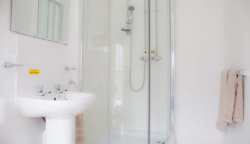 Twin Room, Ensuite