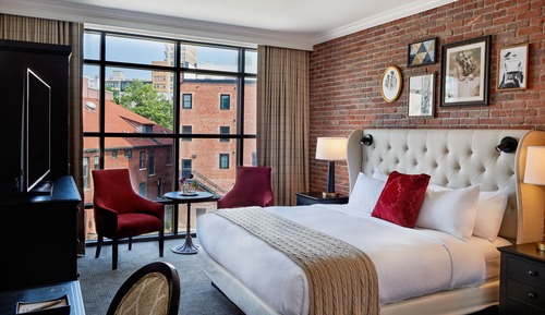 Room, 1 King Bed, Accessible (Hearing)