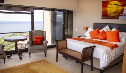 Deluxe Single Room, 1 King Bed, Sea View, Poolside