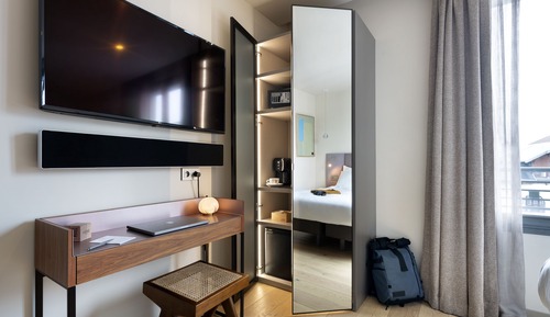 Exclusive Room