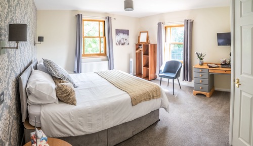 Double Room (Room 4)