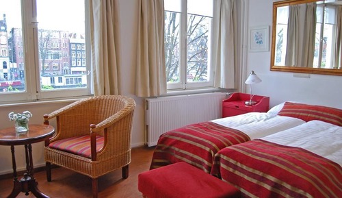 Twin Room, Canal View