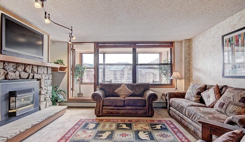 Condo, 1 Bedroom
