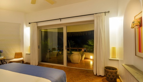 06 Sayulita - Master Suite - Breakfast included