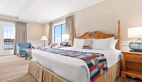 Harborview King Bed 2nd Floor