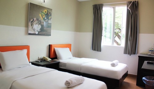 Deluxe Twin Room