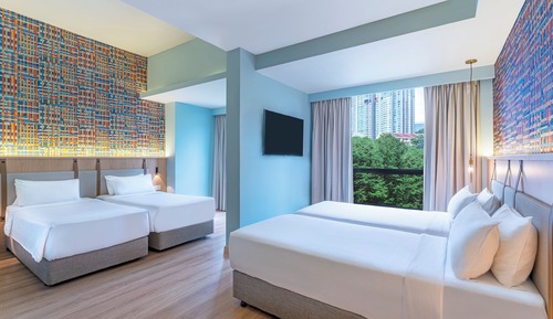 Family Room, Multiple Beds (Premium)