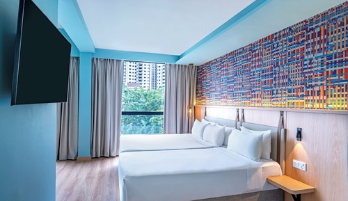 Family Room, Multiple Beds (Premium)