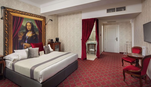 Deluxe Room, 1 King Bed with Sofa bed (King Family with Sofa Bed)