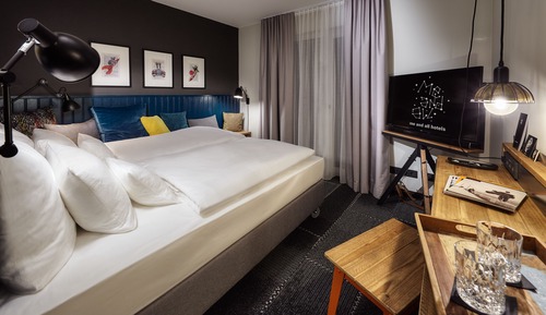 Deluxe Room, 1 King Bed